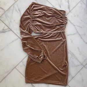 Simplee Apparel One-Shoulder Velvet Mini Dress in Taupe Brown